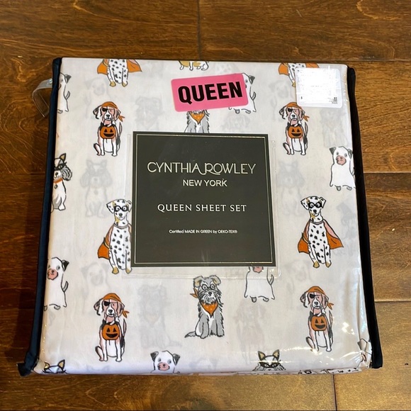 CYNTHIA ROWLEY Queen Sheet Set Trick or Treat Dogs In Halloween Costume - Picture 1 of 2